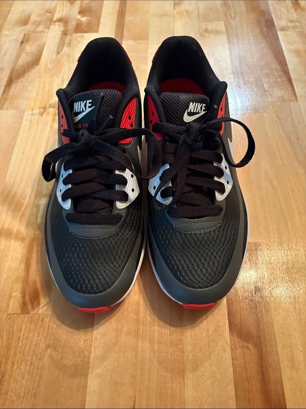 Nike Air Max Black and Red Golf Shoes